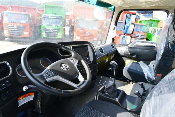 Fengshang 4X4 Dump Trucks Load 28 Tons