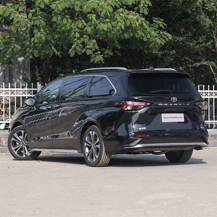 Faw Toyota Previa Middle and Large Size MPV
