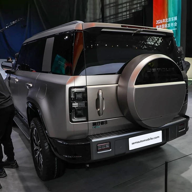 Jetour Traveller T8 C-DM 7-seater SUV 